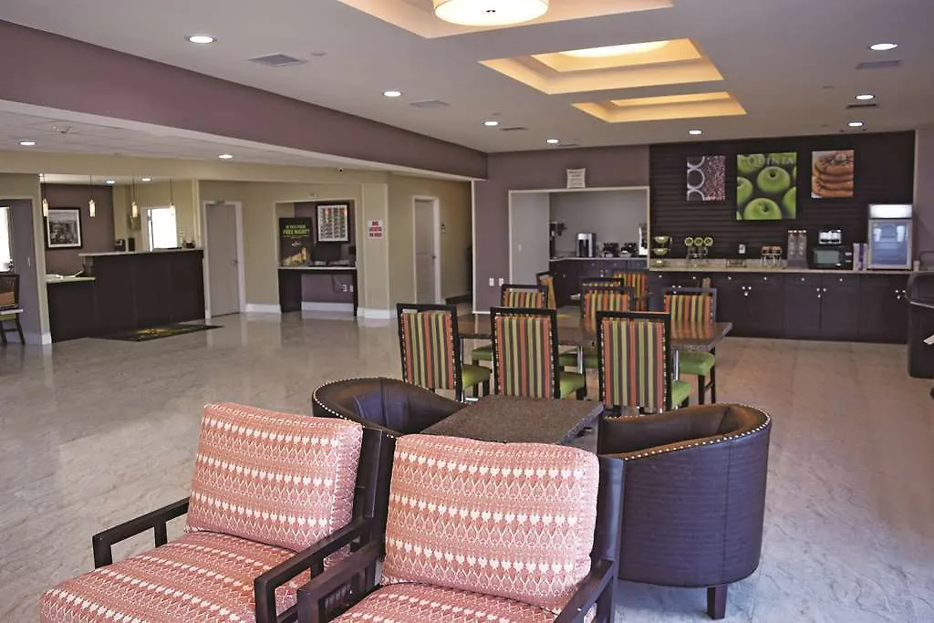 La Quinta Inn & Suites Far Rockaway - Beach Hotel ニューヨーク