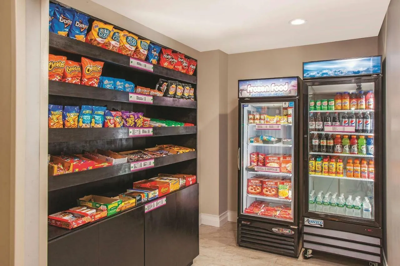 La Quinta Inn & Suites Far Rockaway - Beach Hotel ニューヨーク